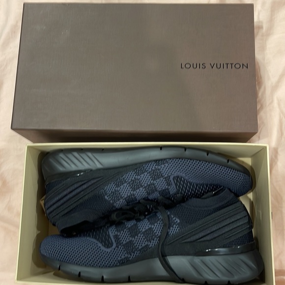 LV black men’s sneakers - Picture 6 of 6